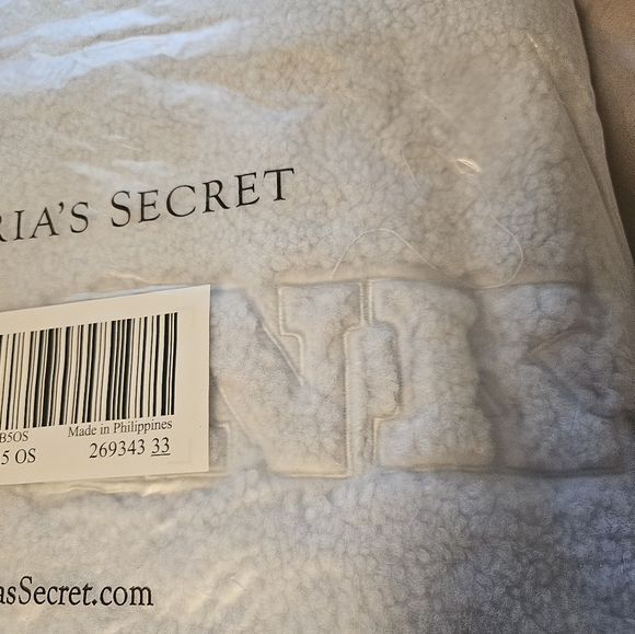 Victoria secret PINK Teddy Tote - Picture 4 of 6